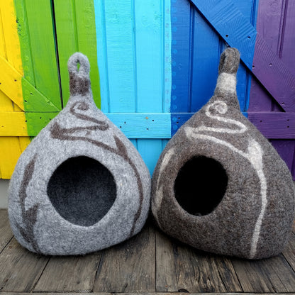 Purr-fect Cat Caves Made From Sheep Wool Hangable