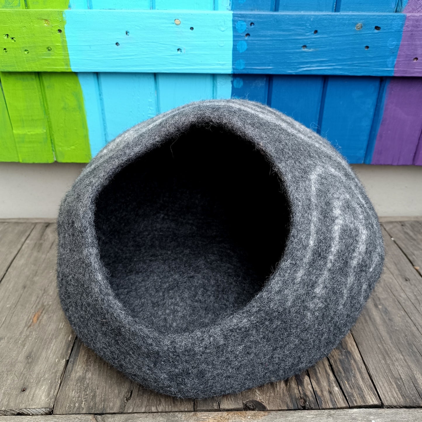 Purr-fect Cat Caves Made From Sheep Wool Grey